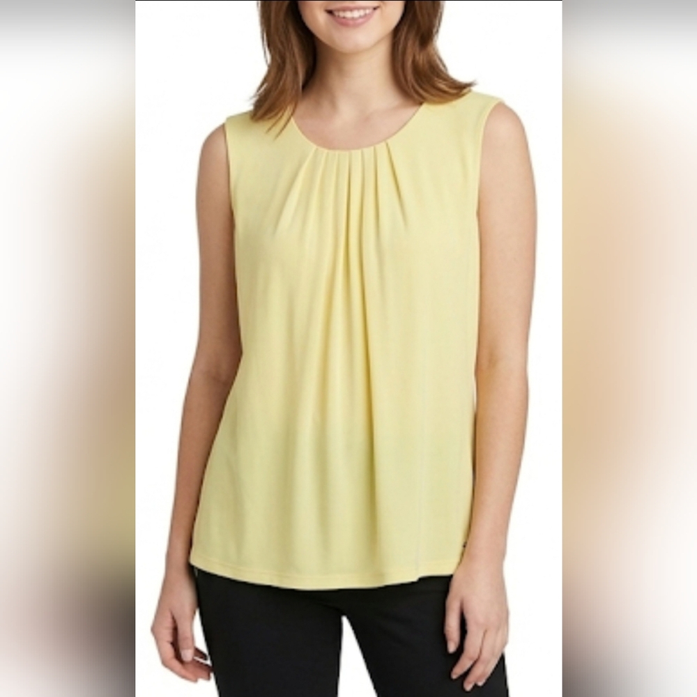 🌷Calvin Klein Light Yellow Pleated Blouse🌷size: L
